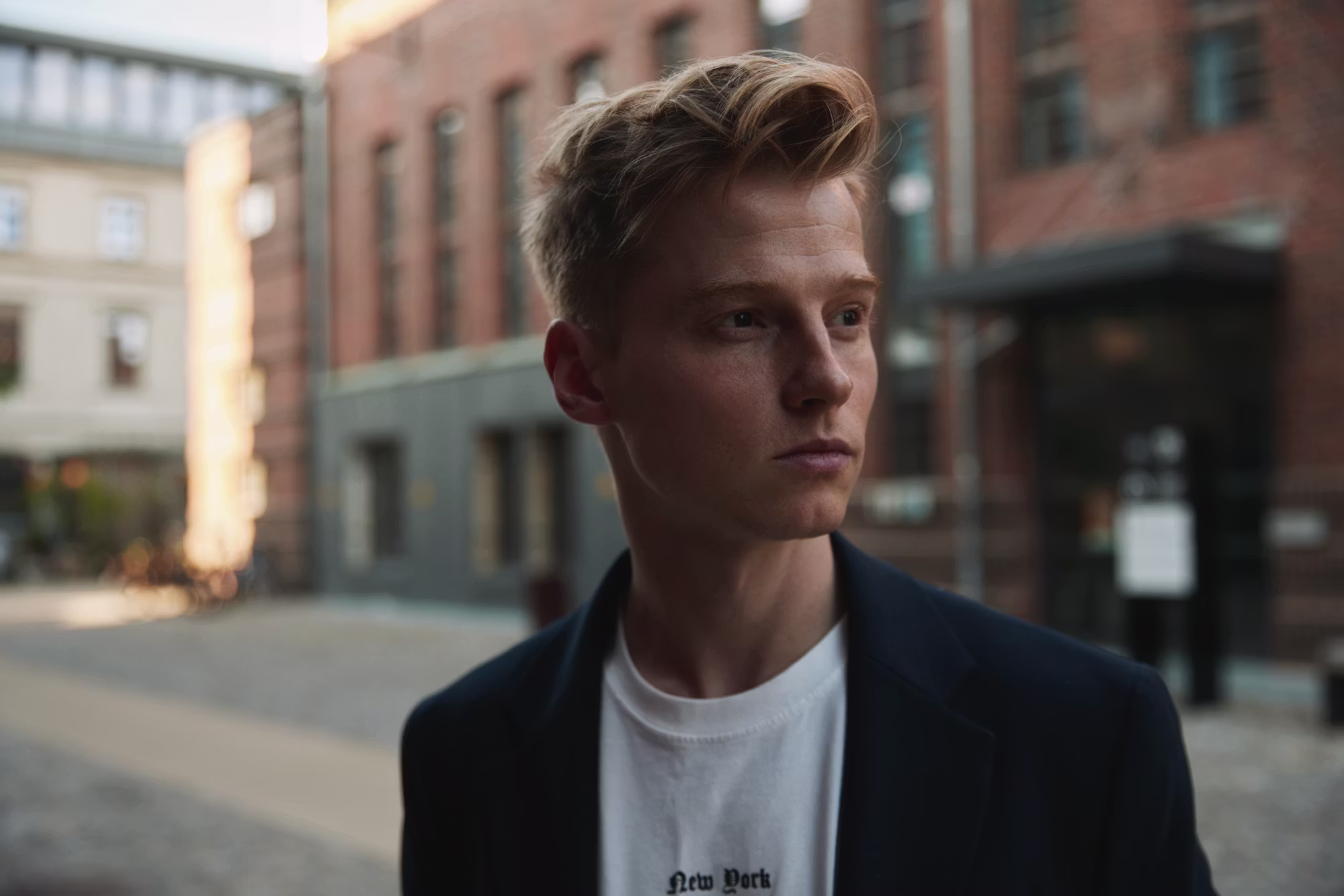 Mastering the Essentials: Building a Versatile Wardrobe for Men